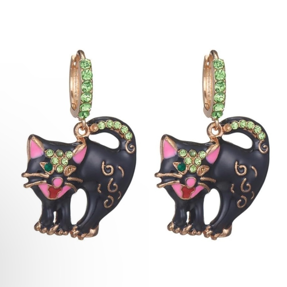 Black Cat Dangled Halloween Earrings with green and gold accent. 🐈‍⬛🎃✨